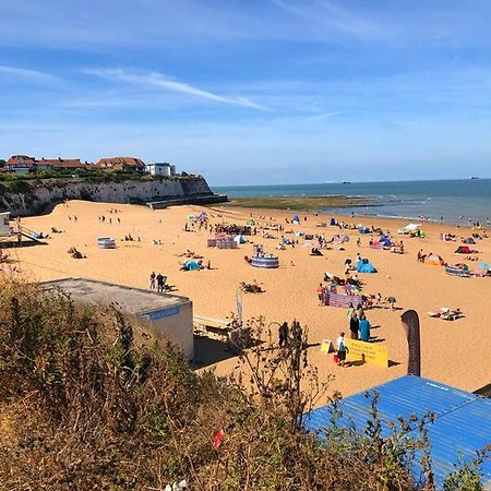 Good Ship Lollipop Lodge - Birchington-On-Sea - 6 Mins Drive To Minnis Bay Beach Exterior photo